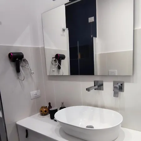Archway Nine Apartment