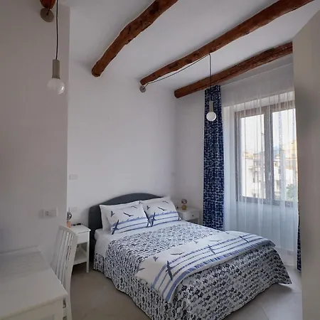 Archway Nine Сорренто