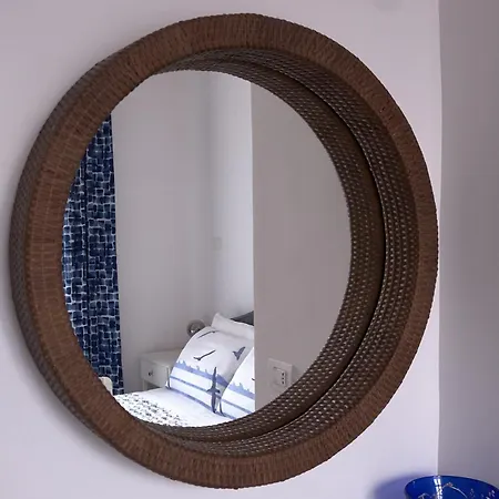 Archway Nine Апартаменти *